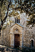 Sestri Levante, chiesa romanica S. Nicol dell'Isola. 